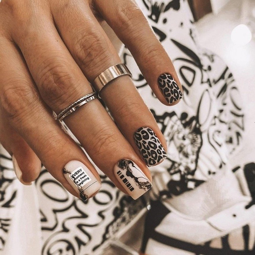 New Years Nails Design