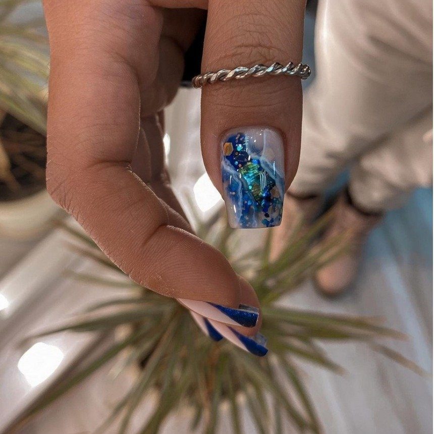 New Years Nails Design