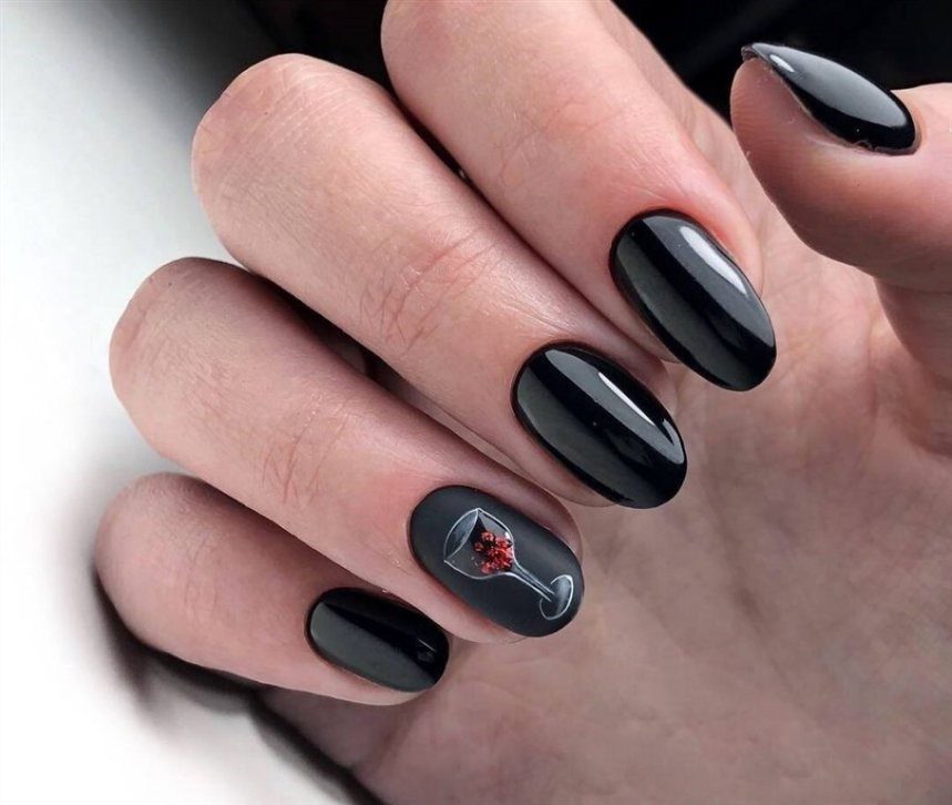 Pretty Short Nails