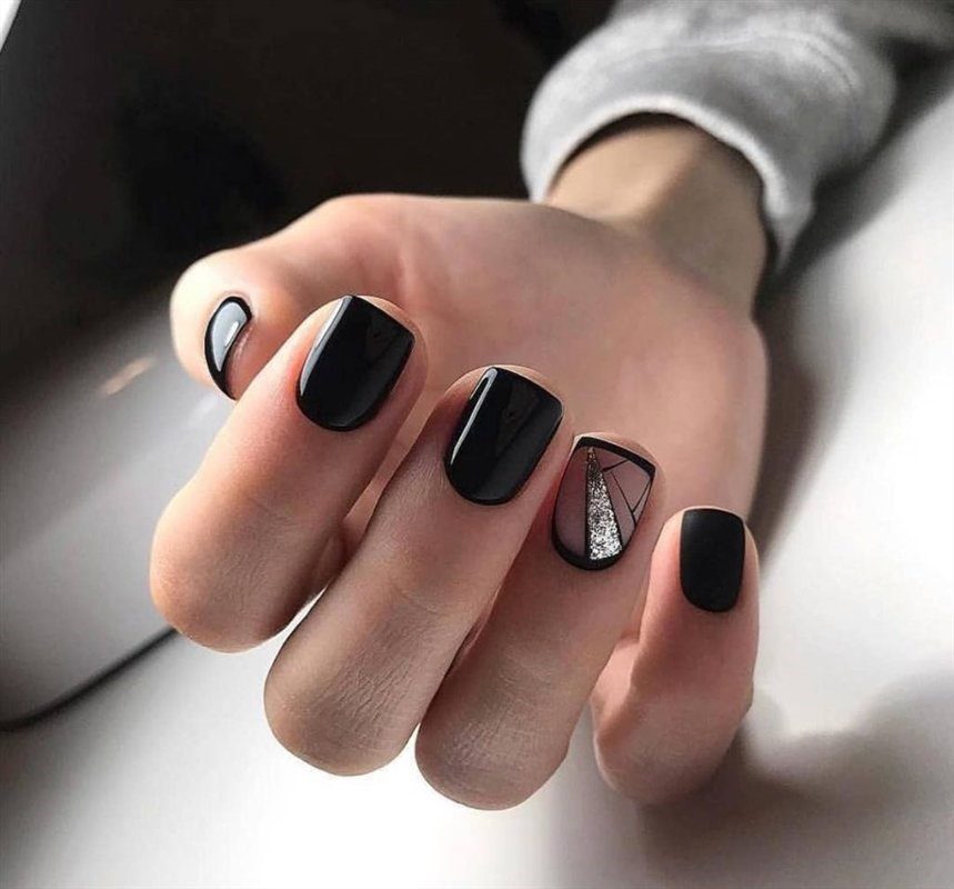 Pretty Short Nails