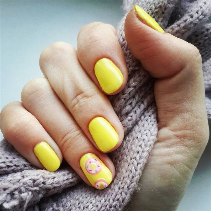 Pretty Short Nails